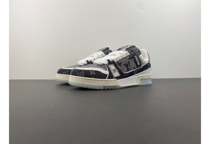 Louis Vuitton LV trainer L&V-196