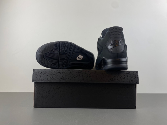 Air Jordan 4 “Black Cat” 2025 FV5029-010