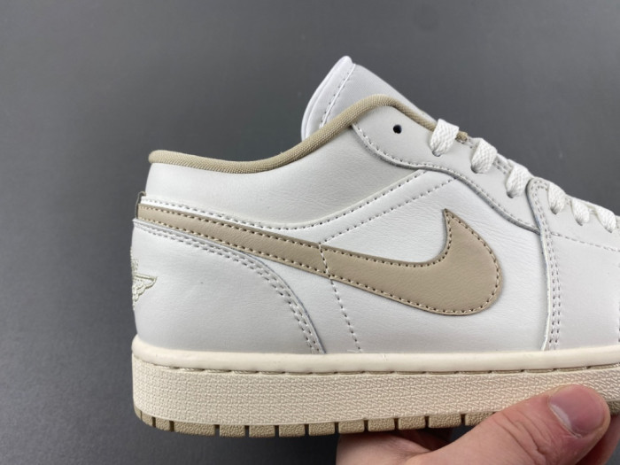 Air Jordan 1 Low DC0774-112