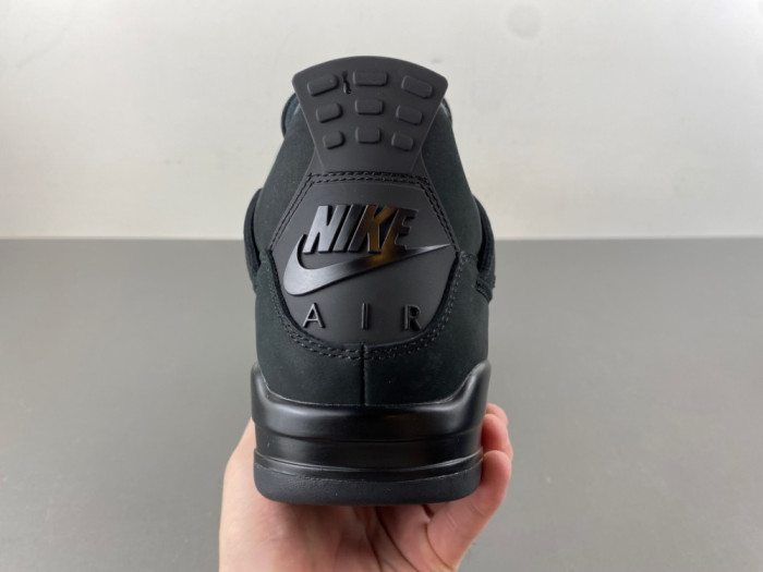 Air Jordan 4 “Black Cat” 2025 FV5029-010