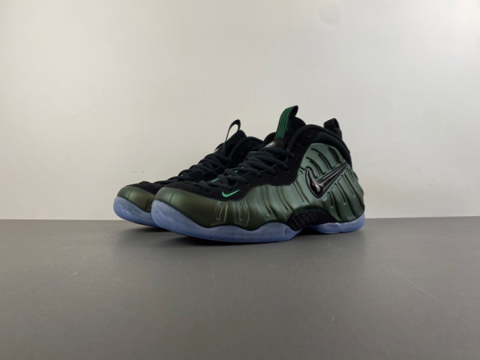 Nike Air Foamposite Pro “Pine Green” HF0794-300