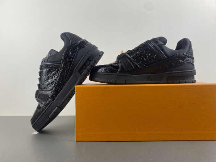 Louis Vuitton LV trainer LVT-198