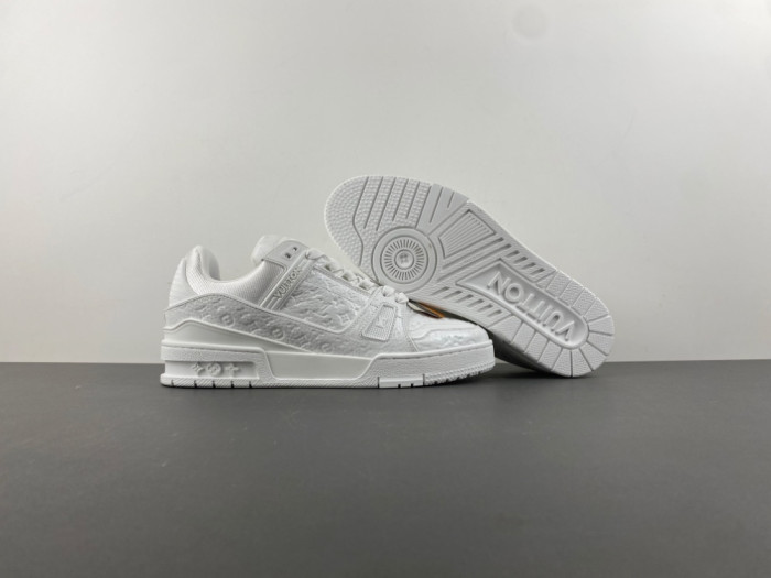 Louis Vuitton LV trainer LVT-199