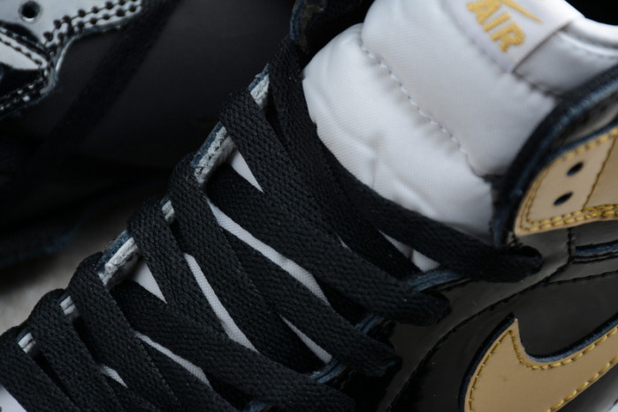 Air Jordan 1 Retro High OG NRG ComplexCon “Top 3 Gold” 861428-001