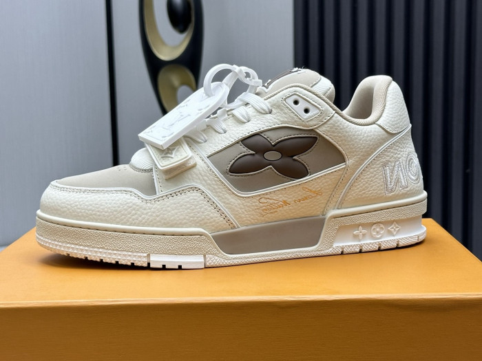 Louis Vuitton LV trainer LVT-222