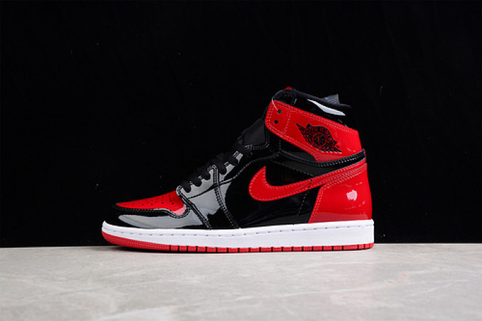 Air Jordan 1 Bred Patent Leather 555088-063