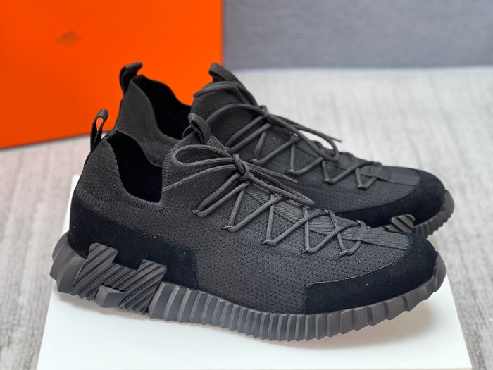 H**me5 sneaker hms010