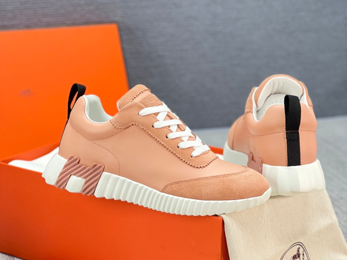 H**me5 sneaker hms015