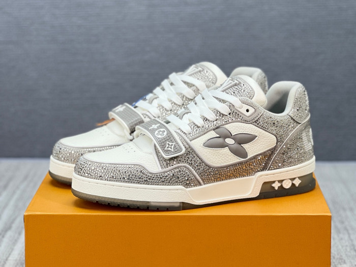 l0vis Vvtt0n lv trainer l&v-277