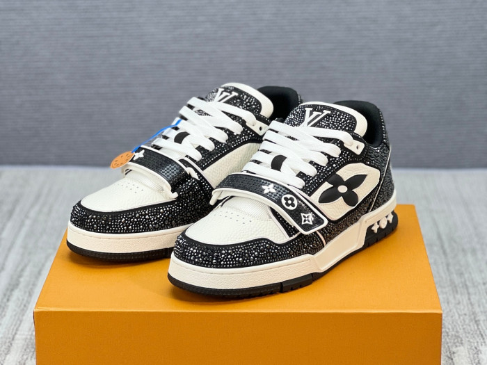 l0vis Vvtt0n lv trainer l&v-279